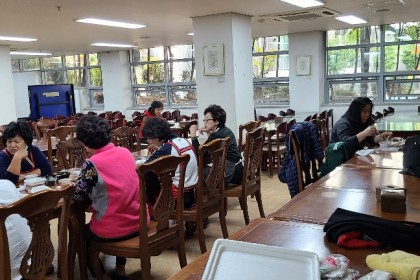 추수감사절 맞이 교회 대청소